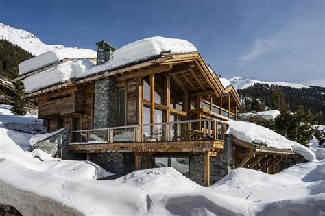 One Kindesign Fabulous Ski Chalet Offers An Idyllic Getaway In The Swiss Alps