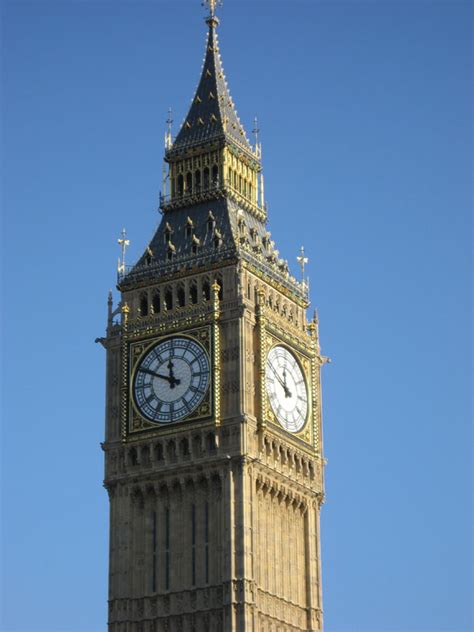 It has worked continuously since then except for a few months in 1976 when it broke down and had to be fixed. Big Ben: Londoner Wahrzeichen - London.de