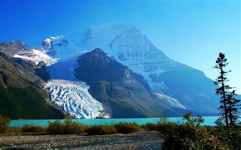 Robson Provincial Park British Columbia Canada Nature Photo Wallpaper