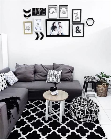 contoh ruang tamu minimalis hitam putih englshgras