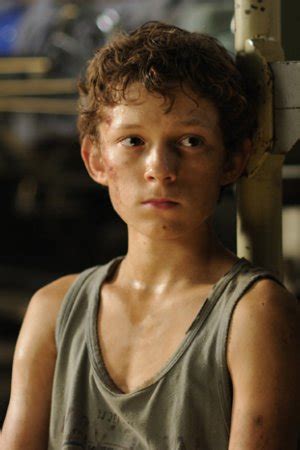 The impossible is based on the true story of one of the survivors, maria belon, a spanish tourist who was lounging by a pool in thailand along with her this meant naomi watts and tom holland, who play mother and son maria and lucas, were gulping water in a massive water tank for five weeks. Lucas Bennett | Tom Holland Wikia | FANDOM powered by Wikia