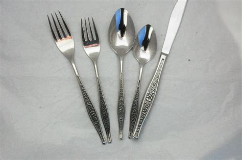 Study the pattern or stamp on the end of your flatware. Vintage 51 Piece Set Of Imperial International Stainless ...