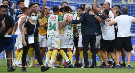Defensa y justicia goleó a lanús y se consagró campeón. Defensa y Justicia campeón de la Copa Sudamericana tras ...