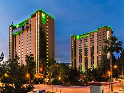 Holiday inn | holiday inn hotels & resorts.save up to 75% on your next booking. Holiday Inn Burbank-Media Center | Hotels in Downtown ...