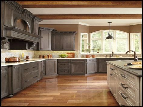 Overall, it still looks fabulous. kitchen cabinet reviews 8 | Thomasville kitchen cabinets ...
