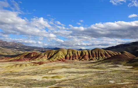 Painted Hills And John Day Fossil Beds Photos And Information Painted