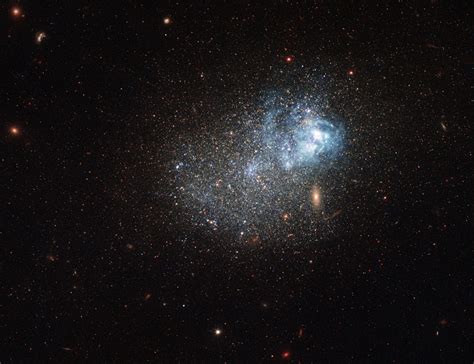 Hubble Image Of The Week Dwarf Galaxy Markarian 209 121514 New