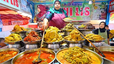INDONESIAN STREET FOOD - Bukittinggi's BEST Street Food Guide! CRAZY