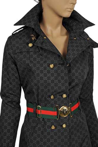 Underpinned by the concept of layering and the ability to peel back from the surface to the core, find in equilibrium a rich offering of jackets. Womens Designer Clothes | GUCCI Ladies Jacket #106
