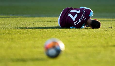 west ham fans react to rumours that javier hernandez will miss newport clash with sickness