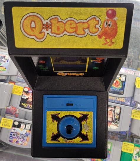 Rare Vintage Qbert 1983 Tabletop Mini Arcade Game Parker Bros
