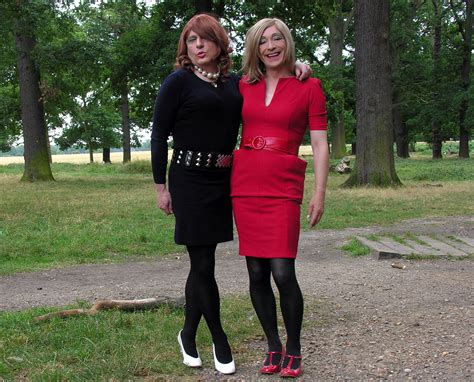 Wallpaper Outdoors Tv Dress Lace Feminine Cd Tights Transgender Mature Tranny Blonde
