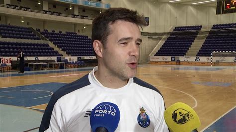 Consistência, entrega, intensidade e final imerecido. Andebol: R. Costa e Quintana (antevisão Benfica-FC Porto, Andebol 1, meias-finais, j. 4, 19/04 ...