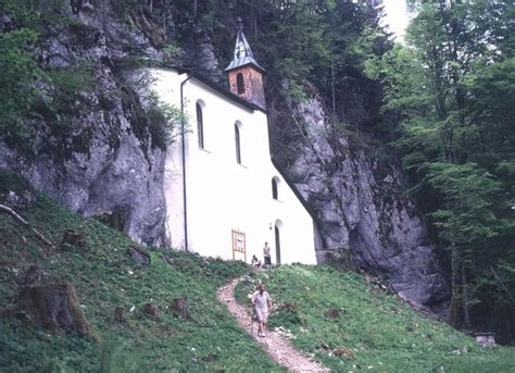 Am #wolfgangssee am einstieg der seenot an der #falkensteinwand vermisst. Falkensteinweg | SalzburgerLand Magazin