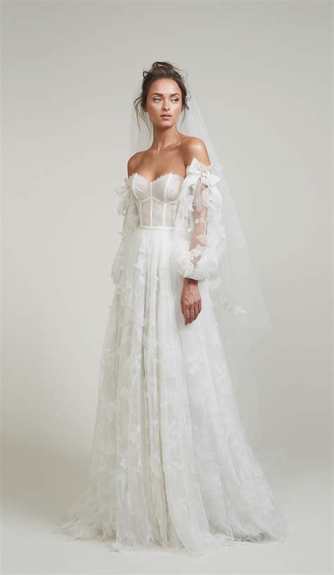 Distro Holic These Will Be The 5 Biggest Bridal Trends Of 2020 Period