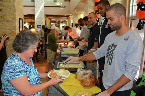 Spurs Played Wheelchair Basketball Served Lunch For San Antonio Wounded Warriors