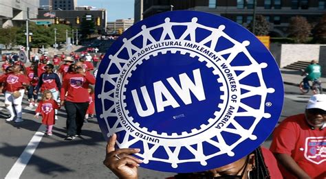 Democrats Get Reminded Of Their Obligation To Big Labor After Uaw