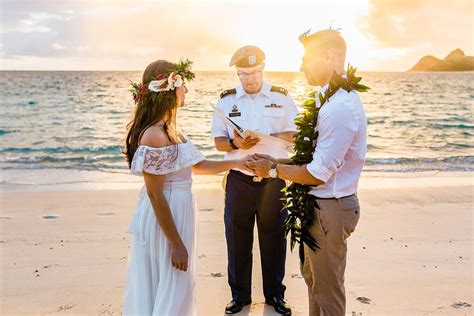 Lanikai Beach Sunrise Wedding Sarah And Tom Hawaii Elopement