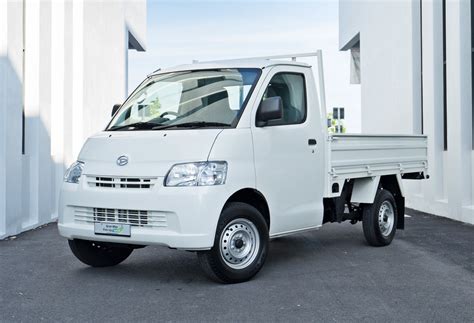 Daihatsu Gran Max Panel Van And Pick Up Get Additional Features For