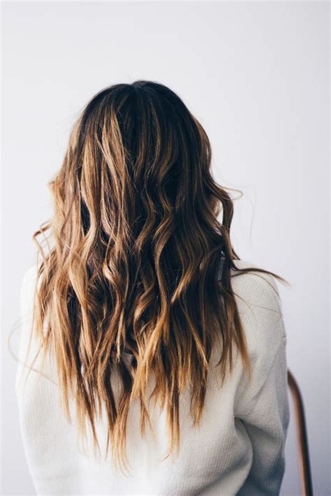 6 gorgeous hairstyles you can do in 10 minutes—or less! 20 Going Out Hairstyles You Need To Try - Society19 Ozzie