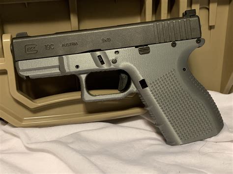 BobTheBuilder G19 (3D-Printed frame) (input wanted!) : Glocks