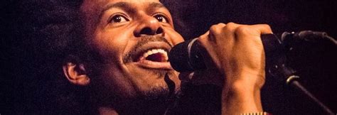 Straks strijkt het eurovisie songfestival, voor het eerst in 40 jaar, weer neer in nederland. Jeangu Macrooy vertegenwoordigt Nederland op Songfestival ...