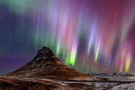 Aurora In The Sky What Is An Aurora Nasa Space Place Nasa Science For