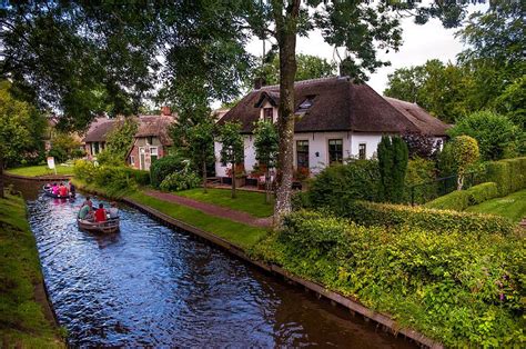 This Beautiful Dutch Village Without Roads Is Like A Fairytale Out Of A