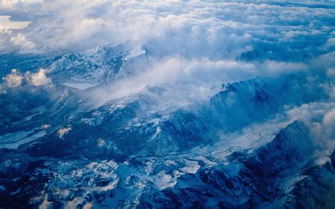 Wallpaper Pegunungan Kabut Awan Awan Tops Salju Punggung Bukit