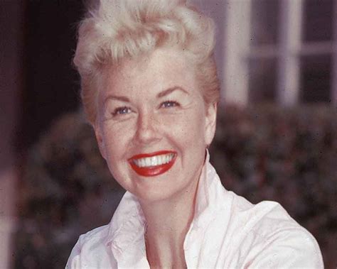 Doris Day Last Of Hollywoods Golden Stars Dies At 97