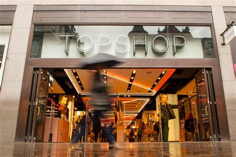 Topshops Flagship Oxford Street Store Given More Flexible Alcohol