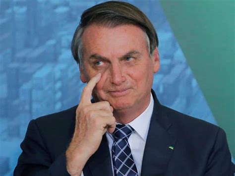 Contact jair messias bolsonaro on messenger. O governo Bolsonaro está vendendo a Petrobrás ao Itaú? Entenda o processo de concessão