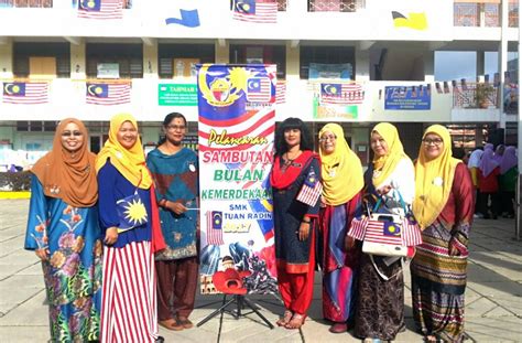 Rangina hameedi, during the inauguration of 1400 educational year. SMK YAM TUAN RADIN - Home | Facebook