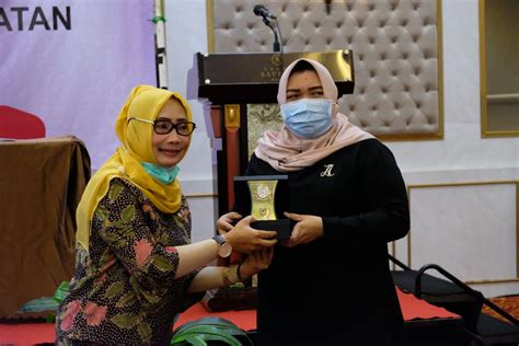 Ibu kota kabupaten ini terletak di kota malinau. DPRD Tingkatkan Kapasitas Guna Pembahasan APBD dan RKPD Tahun 2021 - DPRD Kalsel