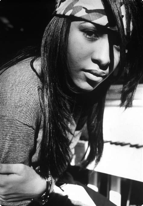 Aaliyah Hadid In Teenage Anal Telegraph