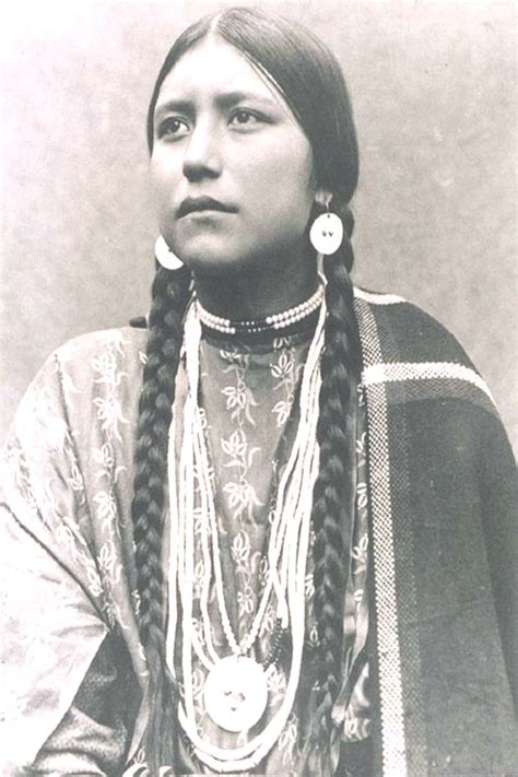 11 Wonderful Traditional Cherokee Hairstyles For Women