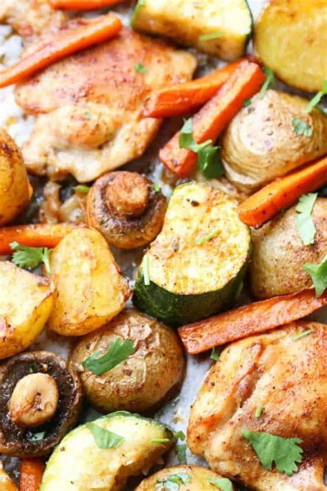 One Pan Chicken Potatoes And Vegetables Video Valentinas Corner