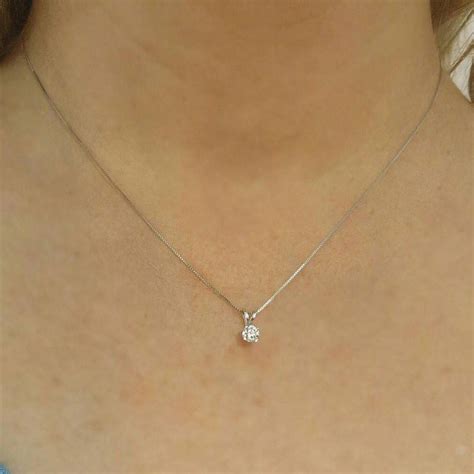 Classyjewelrybrands In 2020 Womens Diamond Necklace Small Diamond