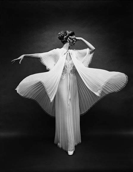 Iconic Vanity Fair 1953 © Mark Shaw © Pleasurephoto