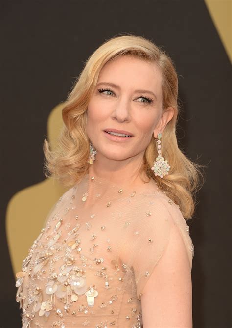 Cate Blanchetts Oscars Dress Evolution Proves Shes A Risk Taker — Photos