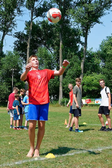 Von altersvorsorge über girokonto bis versicherung: Nischwitzer Sport- und Sommerfest - SSV Thallwitz ...