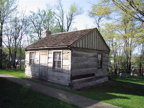Lucas County Historical Society Pioneer Cabin