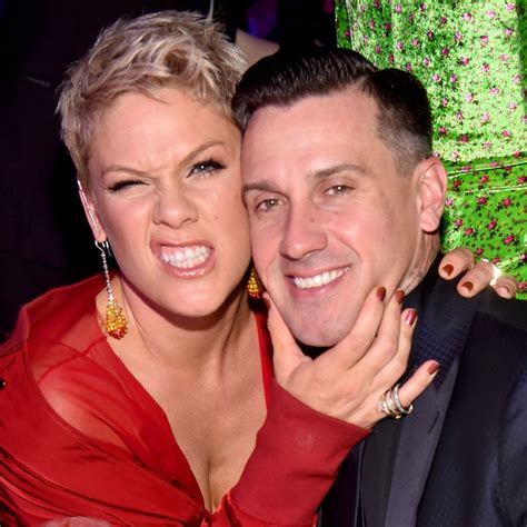 Pink Is Having Brutal Recovery After Hip Surgery Praises Husband