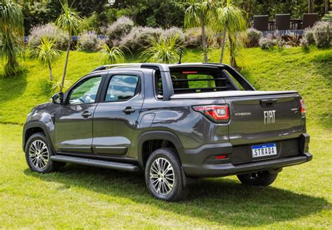 Fiat Strada Ram 700 Estrena Versión Con Caja Automática Cvt En Brasil