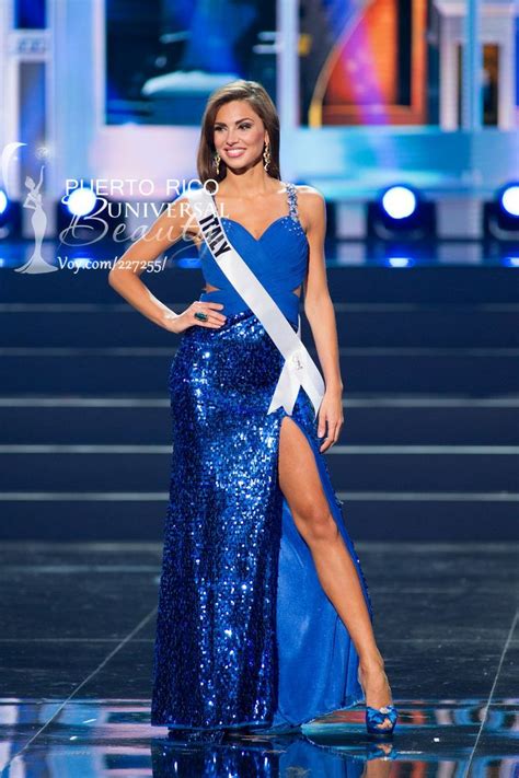 Luna Voce Miss Universe Italy 2013 Competes In Her Evening Gown