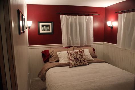 Cabins for sale in california view all cabins for sale in california and narrow your search to find your dream cabin home today. Cabin bedroom in Mt. Laguna, California | Cabin bedroom ...
