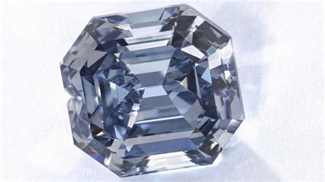 3 Carat Blue Diamond Fails To Sell At Sothebys Geneva Jewelry Auction