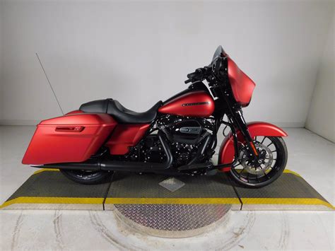 Financing offer available only on used harley‑davidson street® motorcycles financed through eaglemark savings bank (esb) and is subject to credit approval. New 2019 Harley-Davidson Street Glide Special FLHXS ...