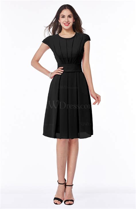 Make the shopping bold move by choosing knee length junior bridesmaid dresses from our website. Black Elegant Jewel Chiffon Knee Length Sash Plus Size ...