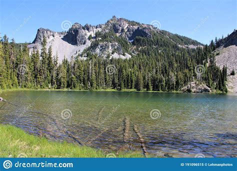 Cliff Lake And Devils Peak Sky Lakes Wilderness Stock Image Image Of